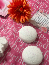 Load image into Gallery viewer, Ladies Birthday Box (June)